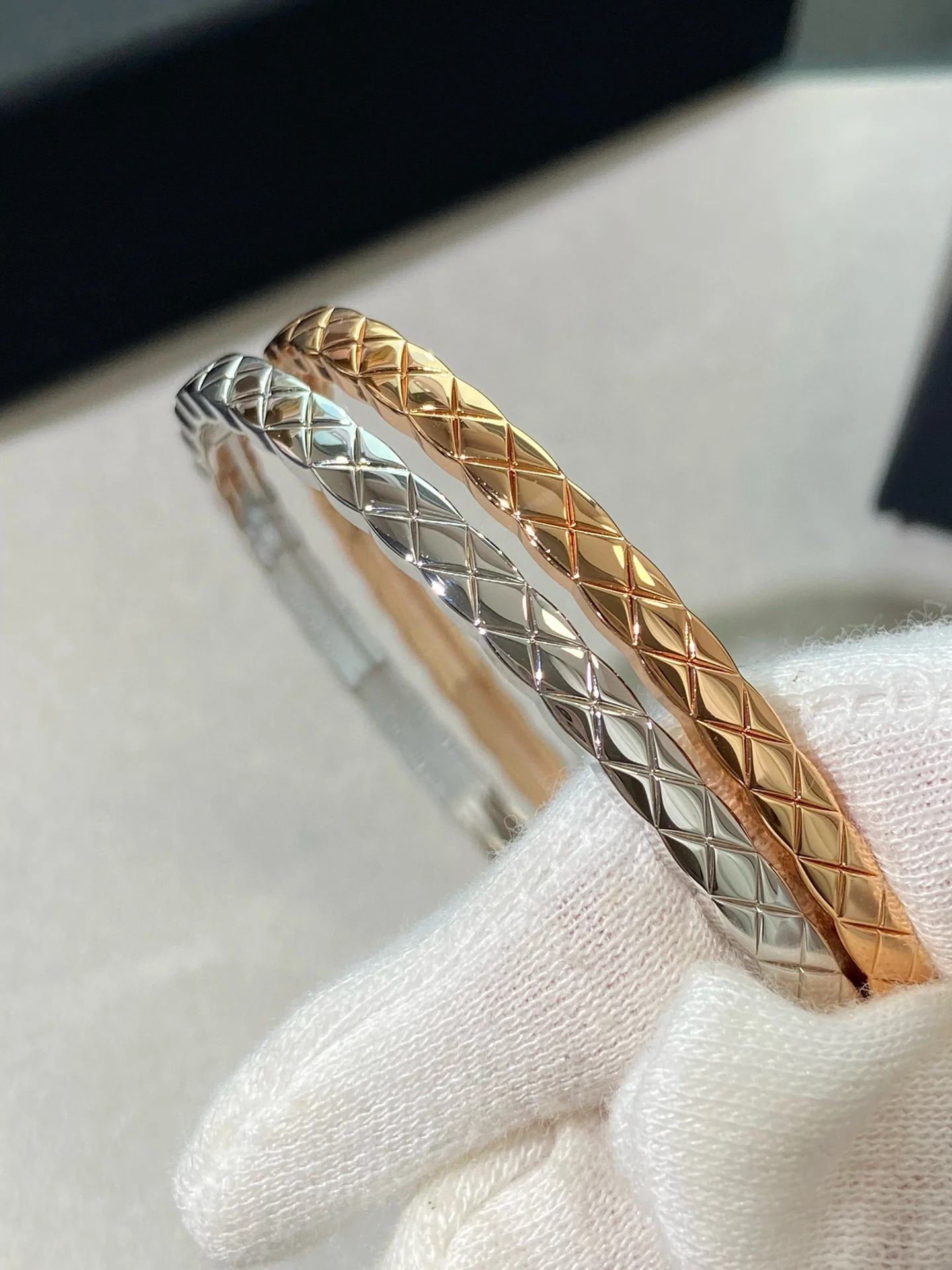 Браслет Chanel 111