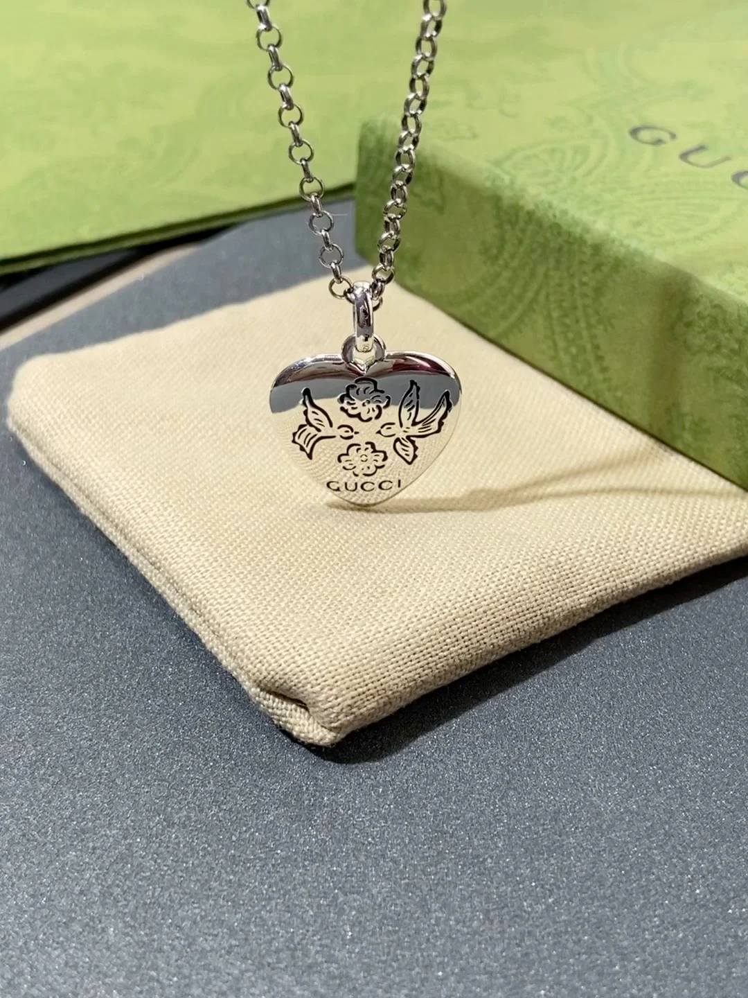 Gucci - Колье 051