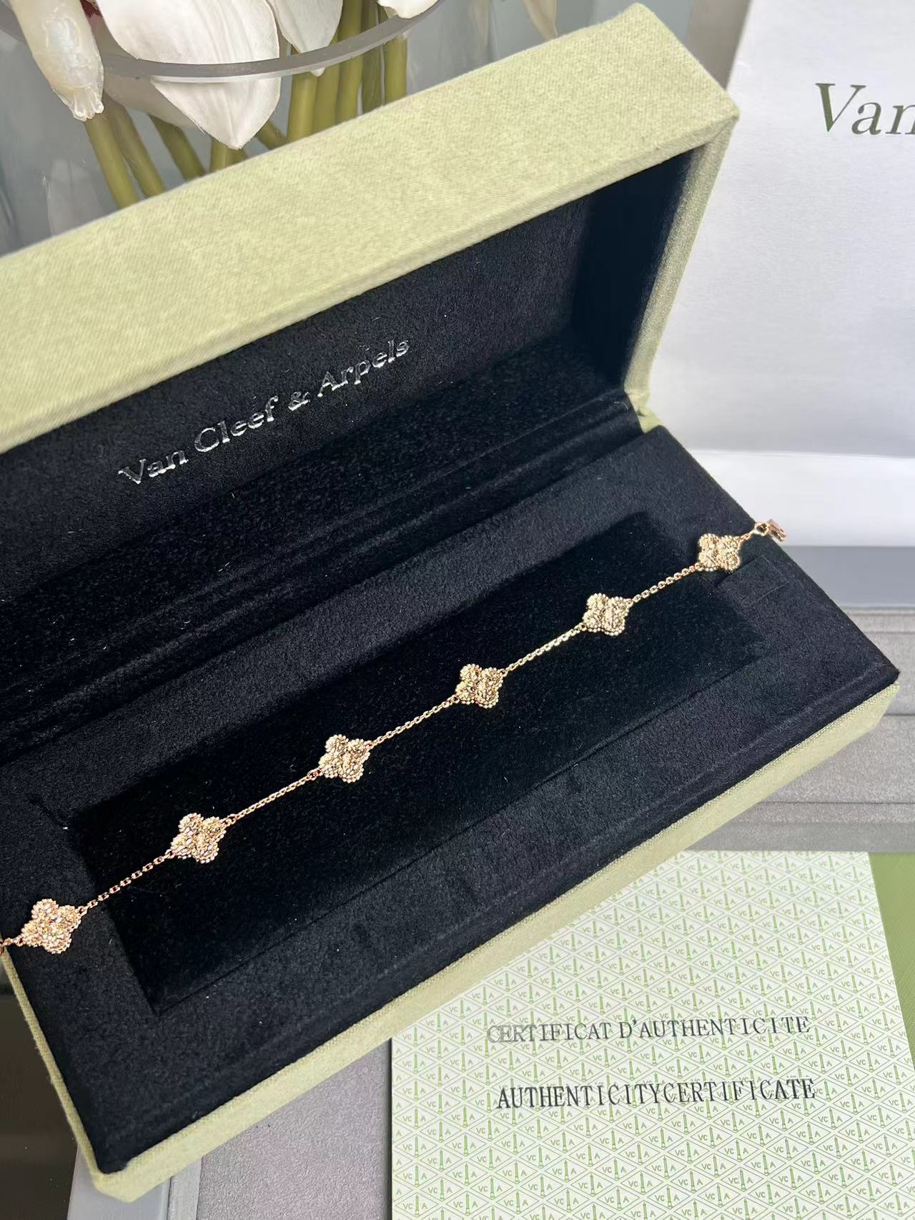 Van Vek - Браслет 010