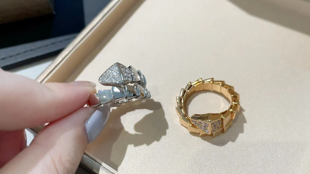 Кольцо Bvlgari 016