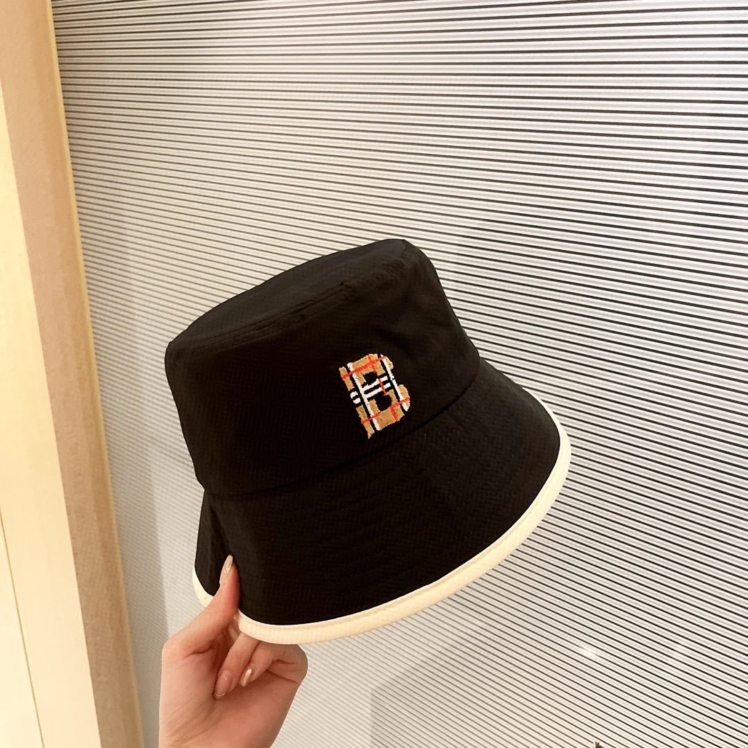 Burberry - Панама - Новинка 2022 года