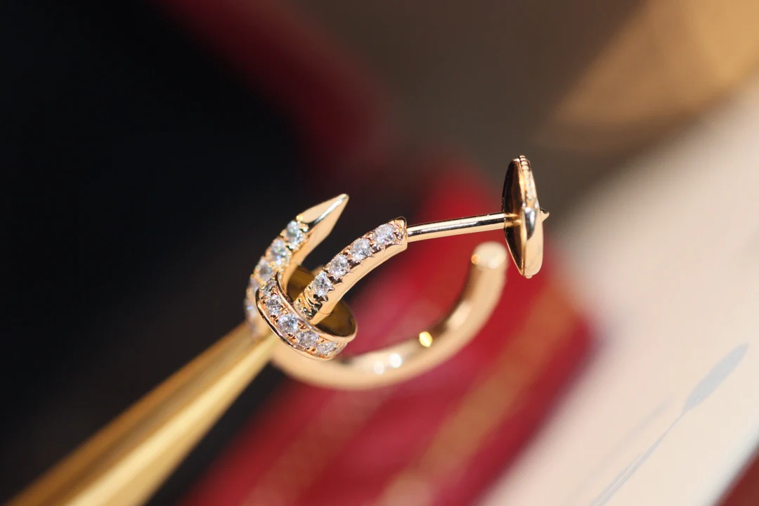 Серьги Cartier 031