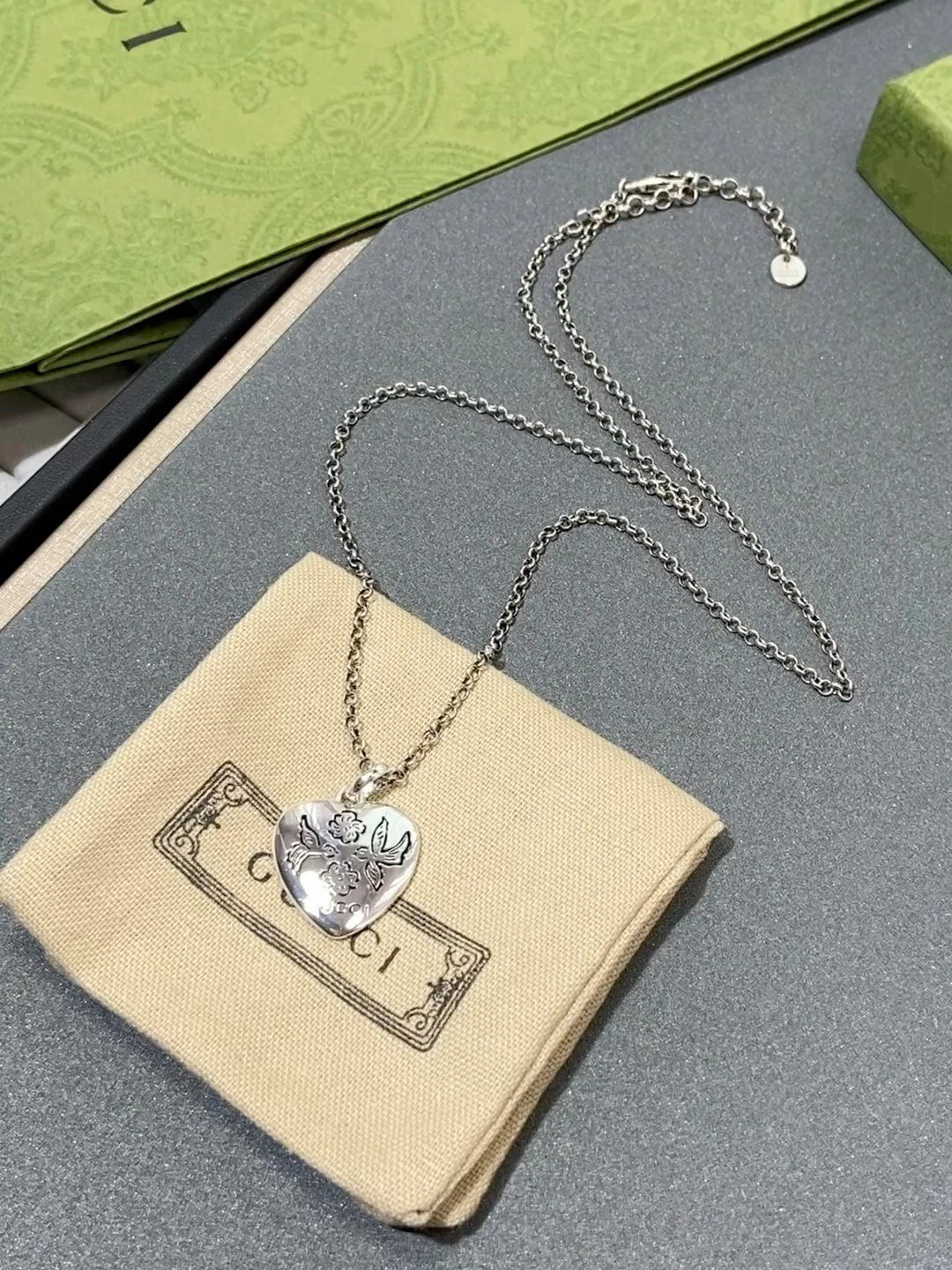 Gucci - Колье 051