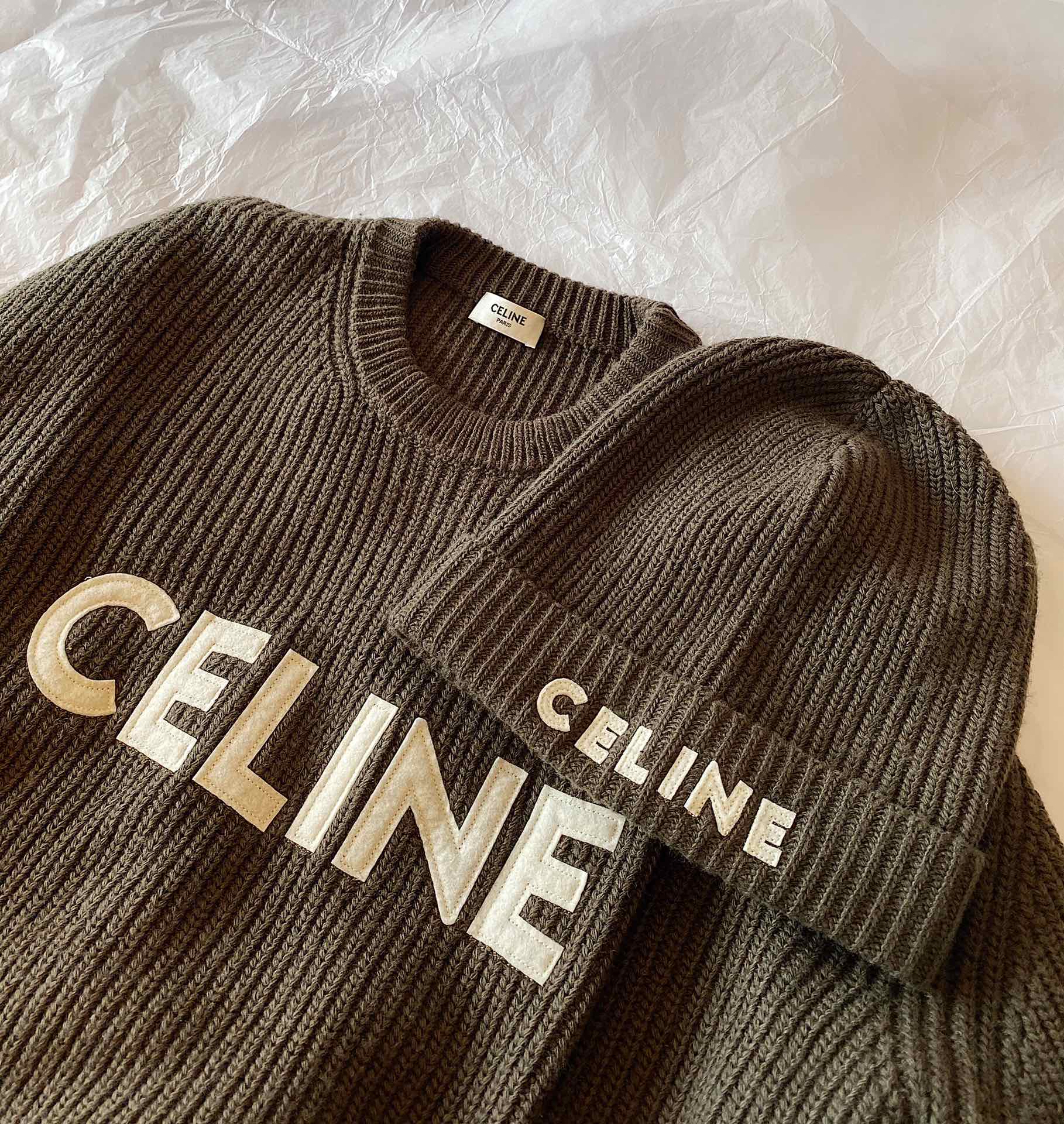 Вязаная шапка Celine - коричневая