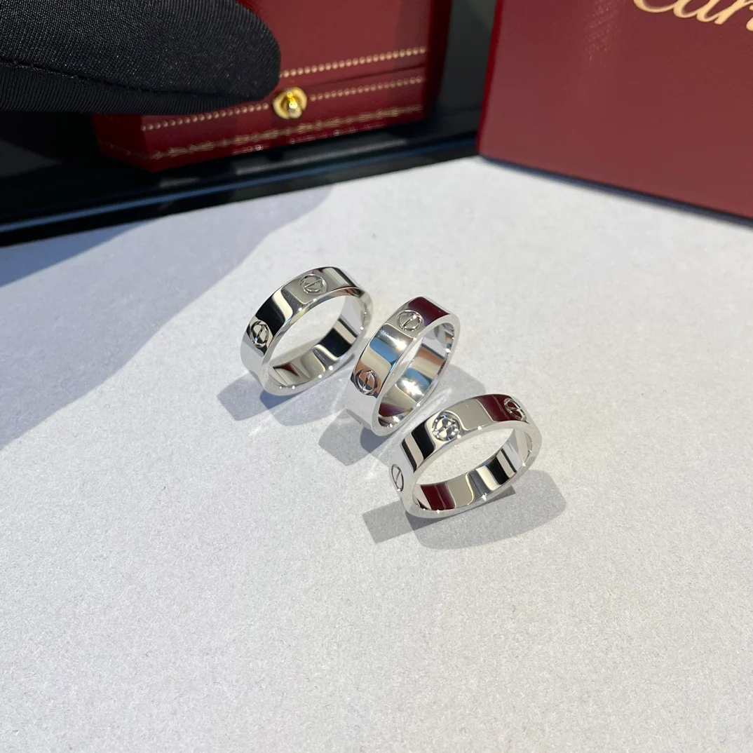 Кольцо Cartier 018