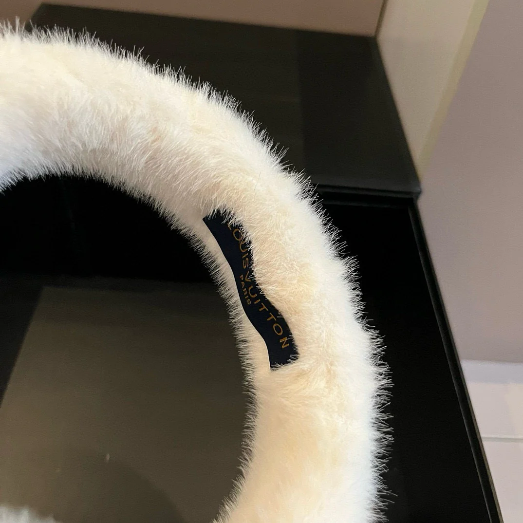 Наушники LV-Fluffy