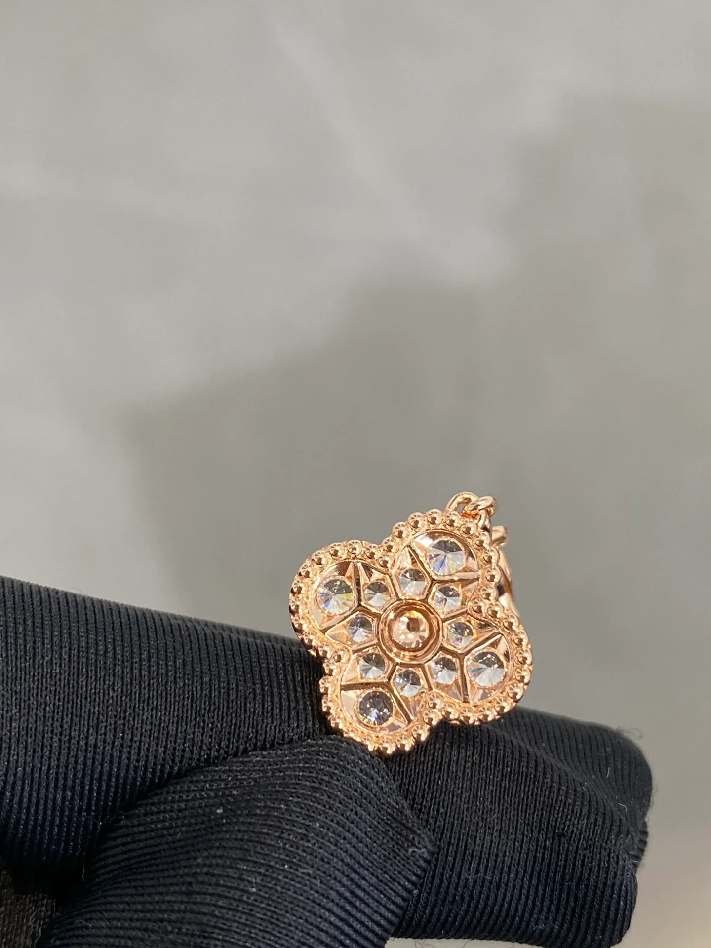 Браслет VCA - 1