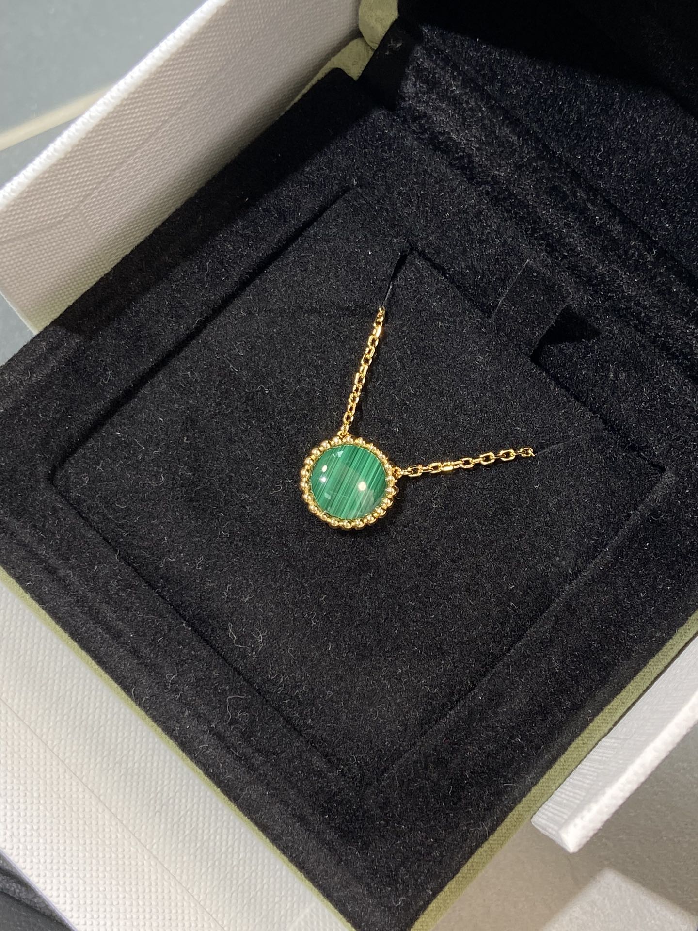 VCA-Ожерелье 004