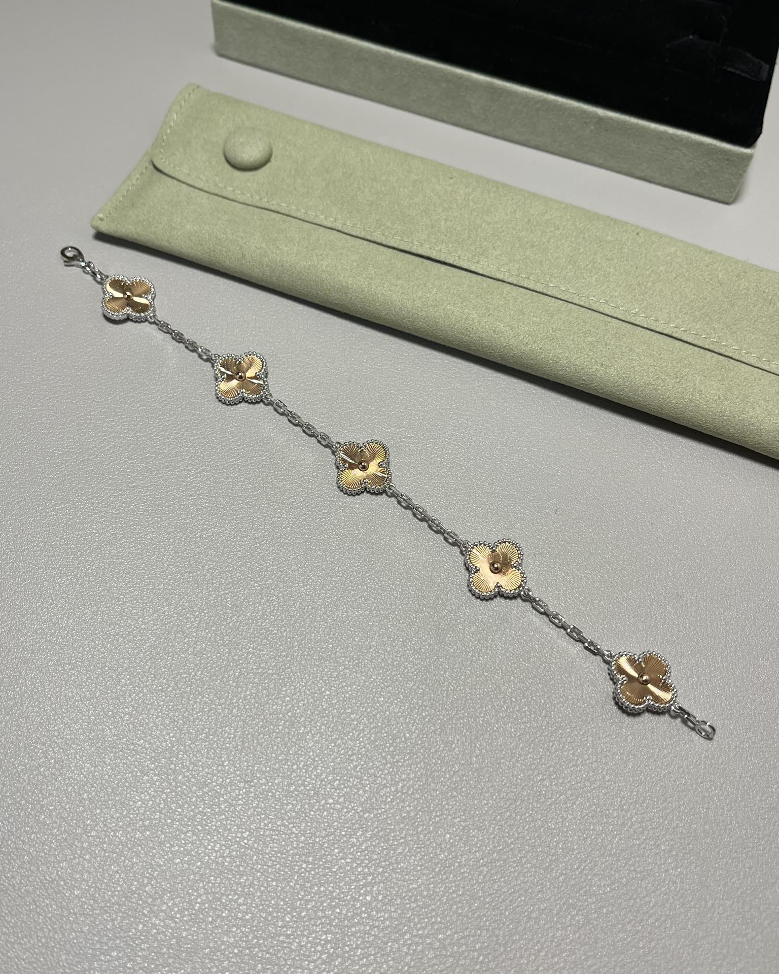 Van Vek - Браслет 023