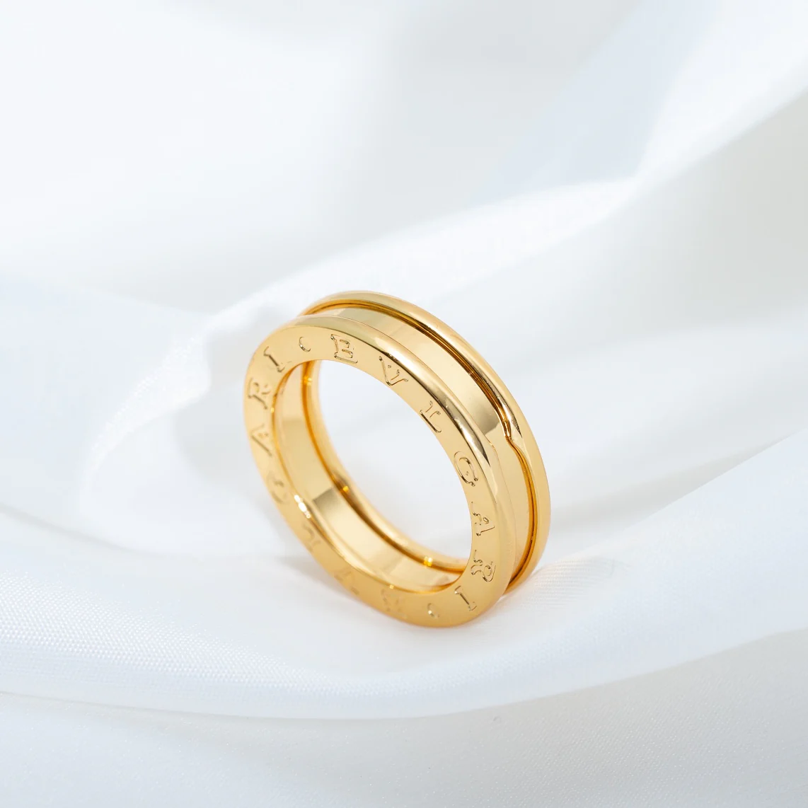 Кольцо Bvlgari 012