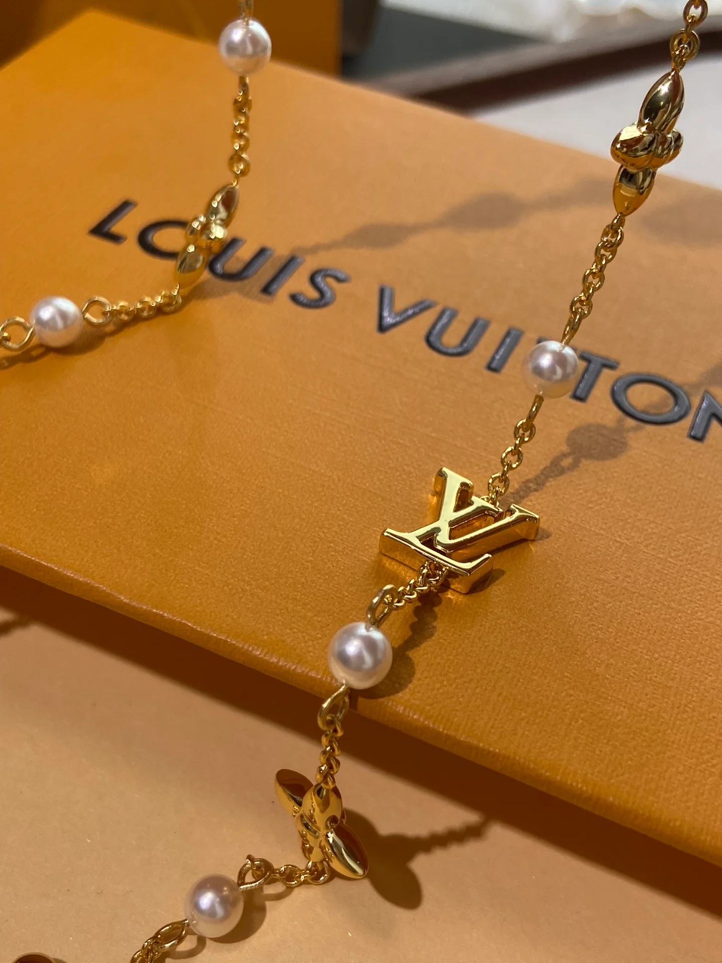 LV-Ожерелье 073