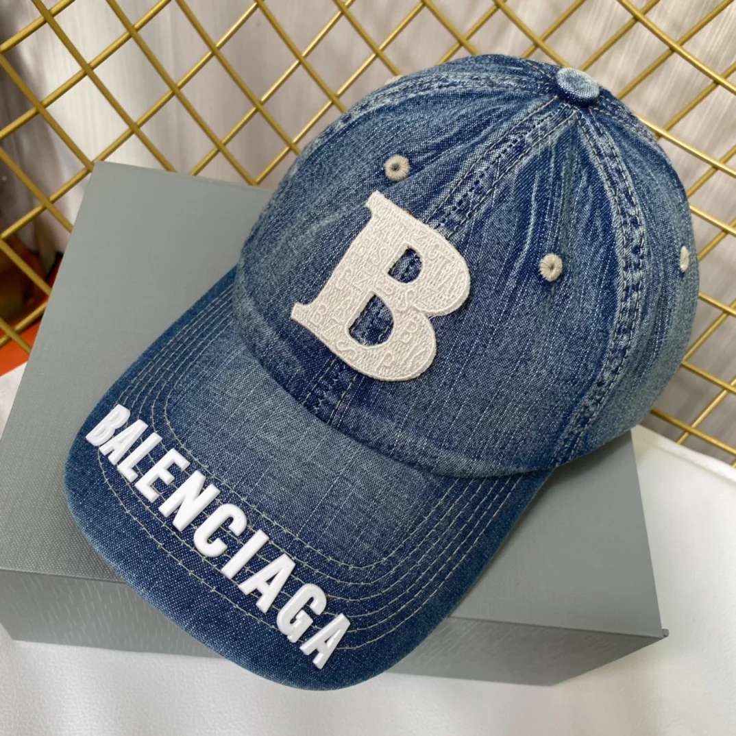 Бейсболка Balenciaga из выстиранного денима - 2