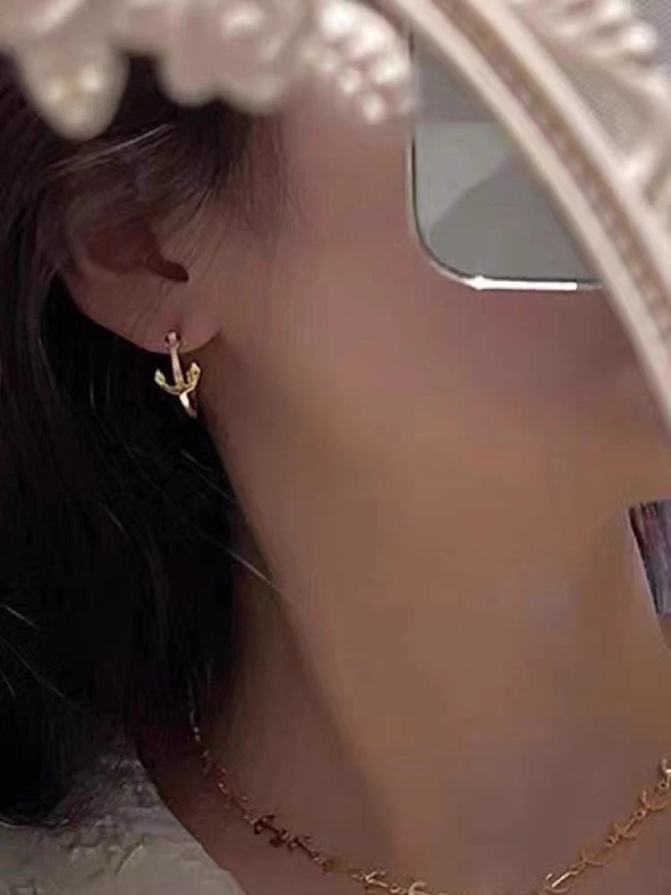 Серьги Celine 051