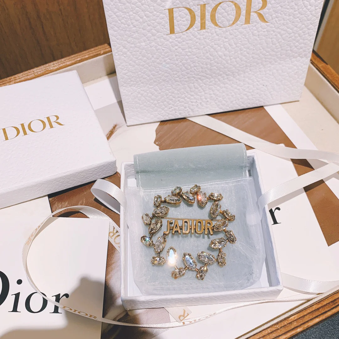 Брошь Dior - 4
