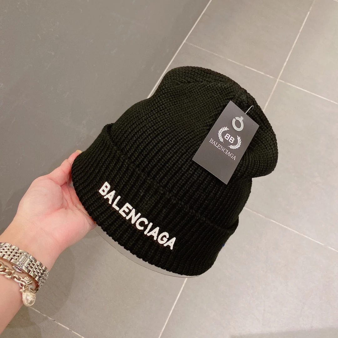 Balenciaga - Вязаная шапка-бини - Унисекс - Черная