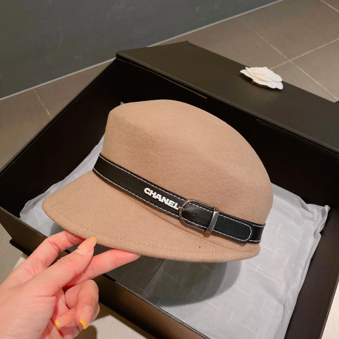 Chanel - Шерстяная кепка-?уточка? - Абрикосовый цвет