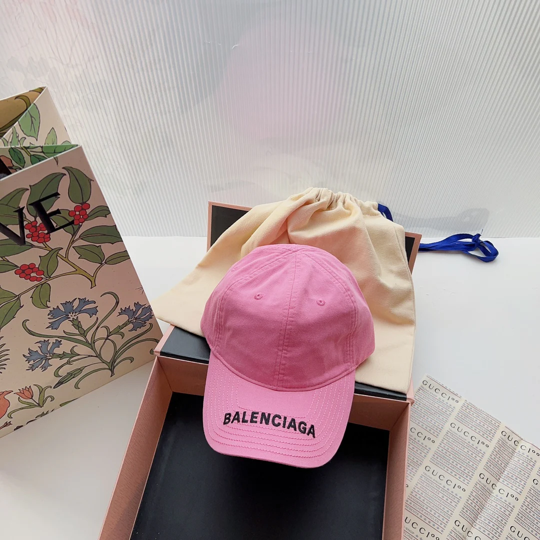 Бейсболка Balenciaga - розовая