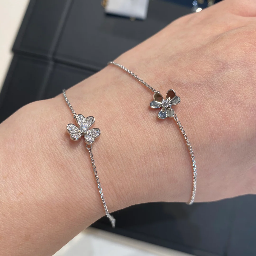 Van Vuitton - Колье 049