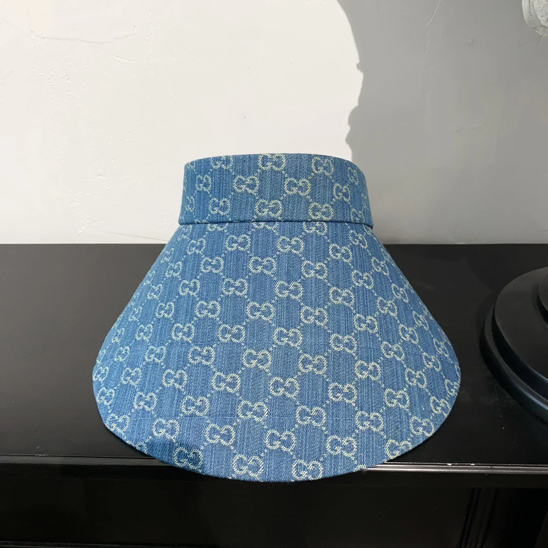 Gucci - Новая шляпа от солнца с монограммой - Синяя