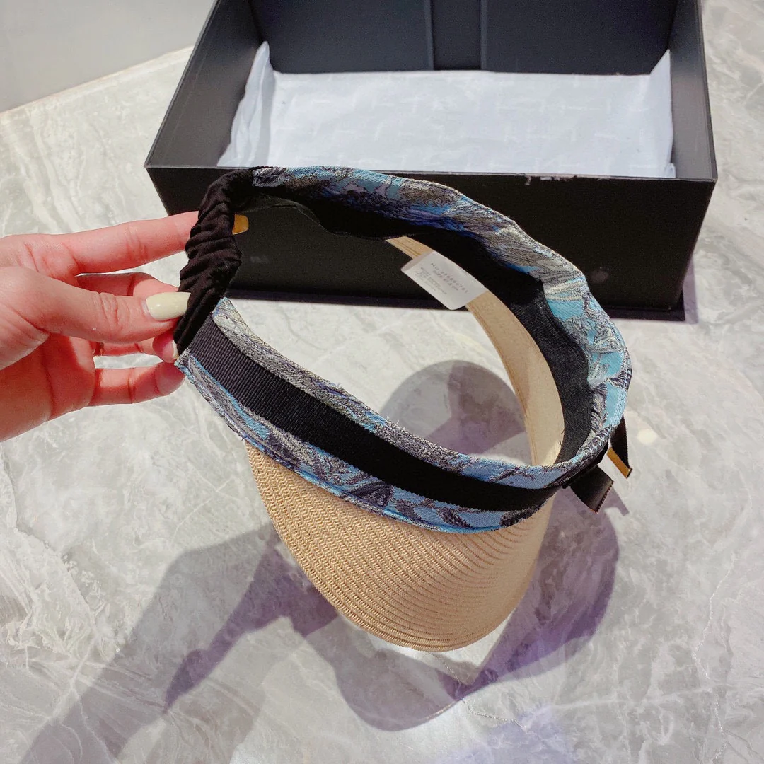 Летняя солнцезащитная шляпа LOUE