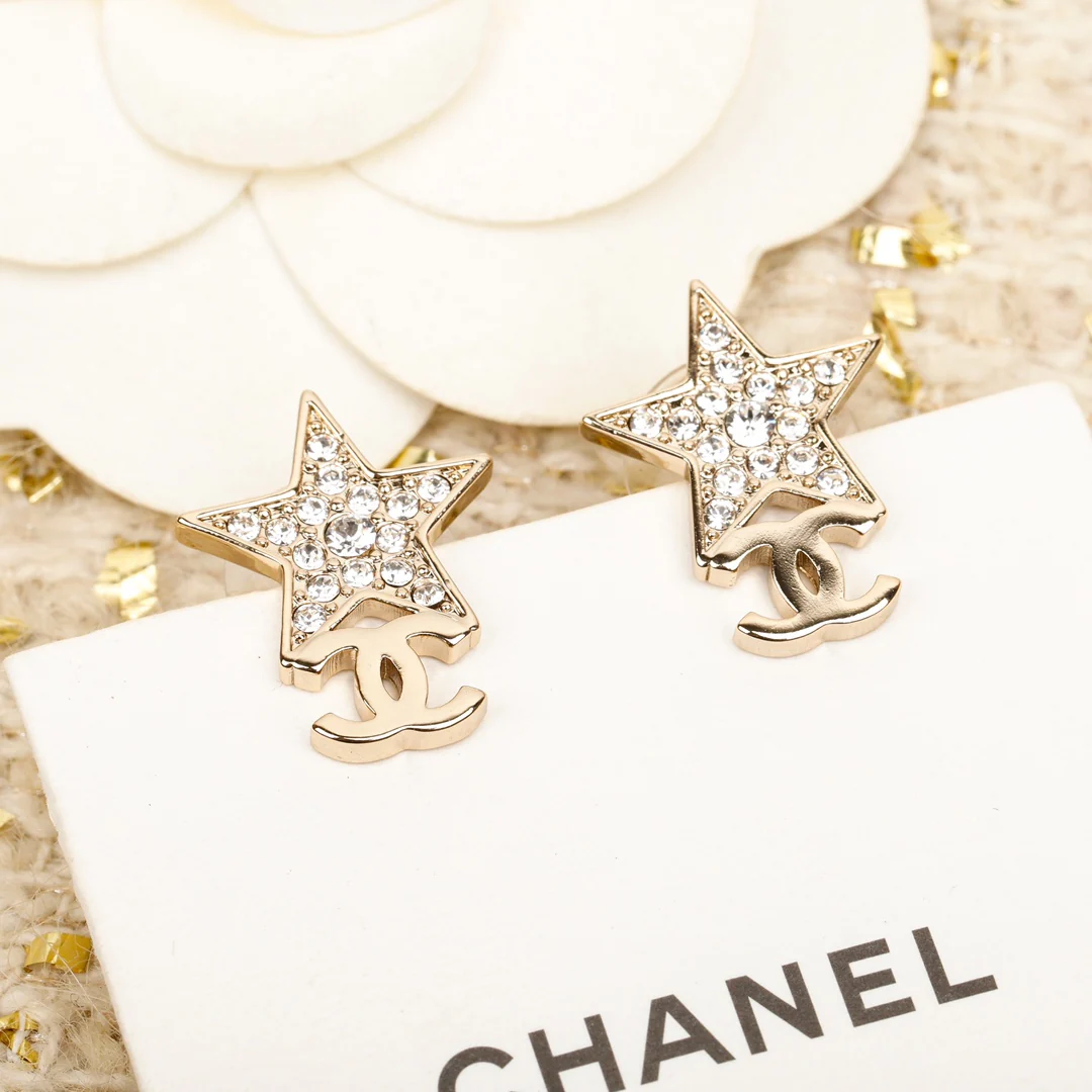 Серьги Chanel 800