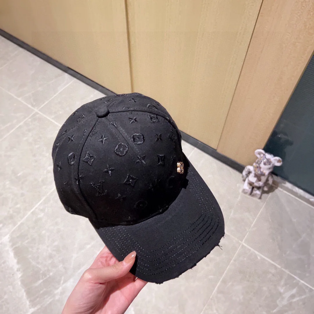 Новая бейсболка LV 2023 с вышитой монограммой, черная.