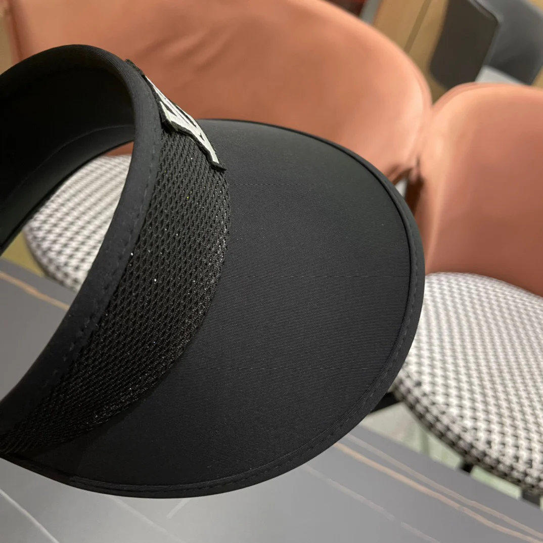 Новинка LV 2024 — Однотонная солнцезащитная шляпа — Черная