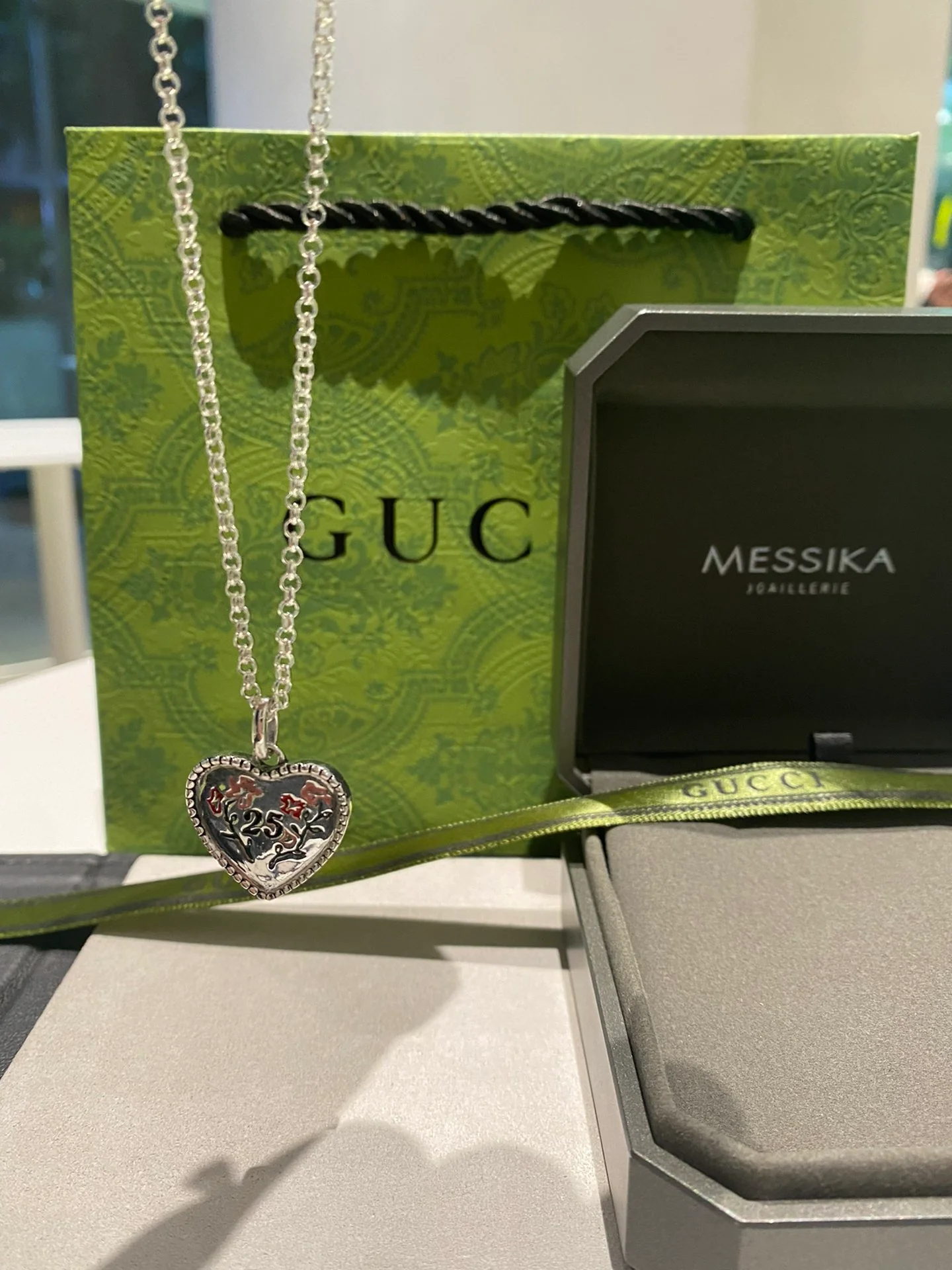 Gucci - Колье 040