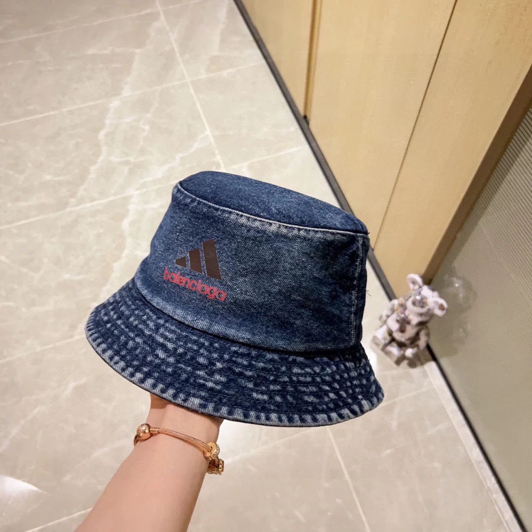 Новая ретро-панама Balenciaga 2023 из выстиранного денима для мужчин и женщин - выстиранный синий цвет.