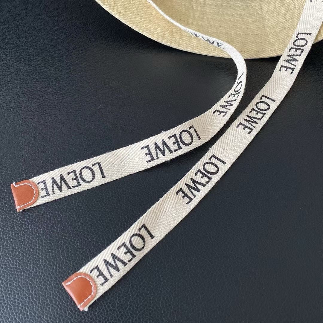 LOEWE - Рыбацкая шляпа в непринужденном стиле - желтая