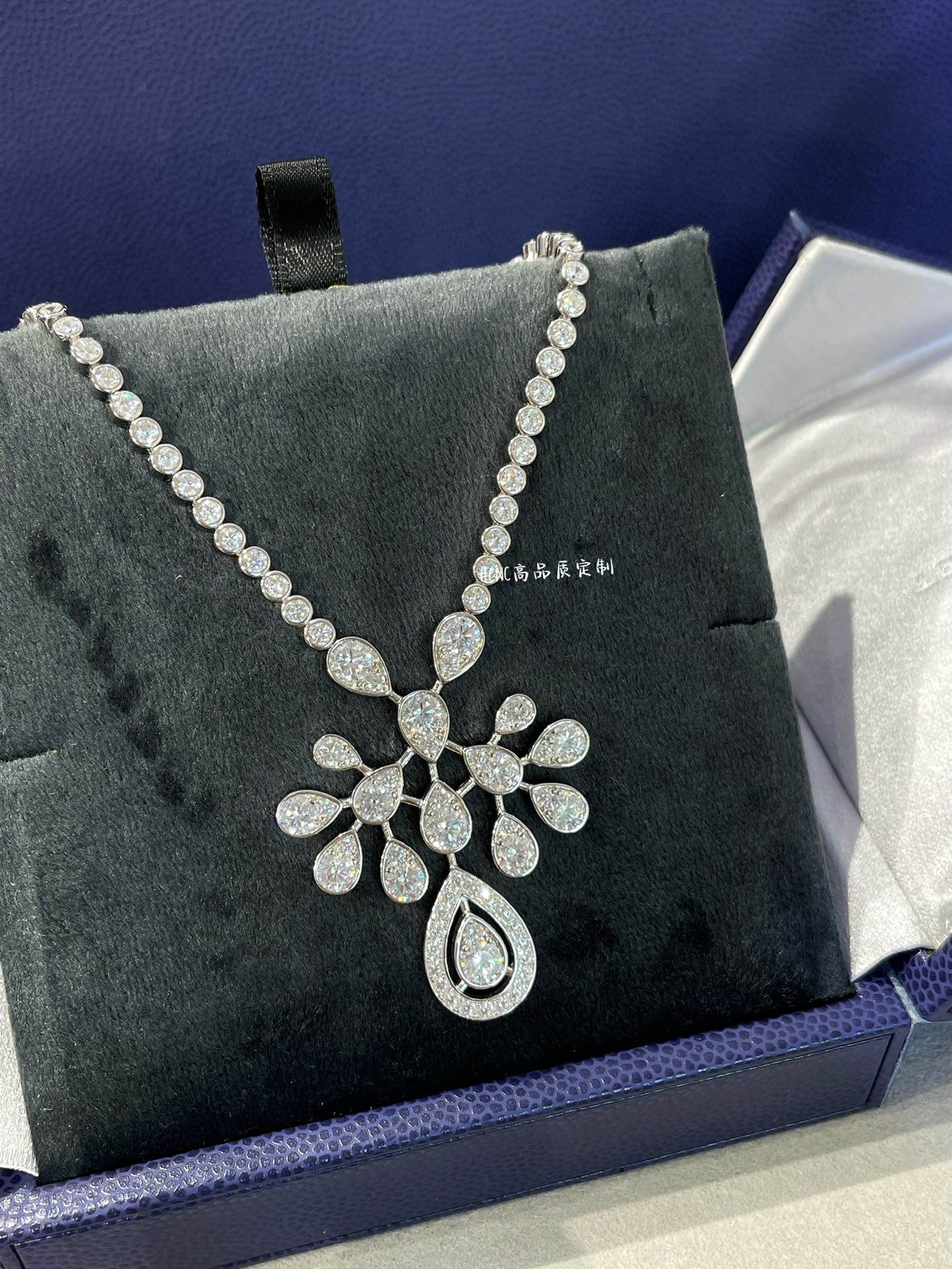 Колье Chaumet 023