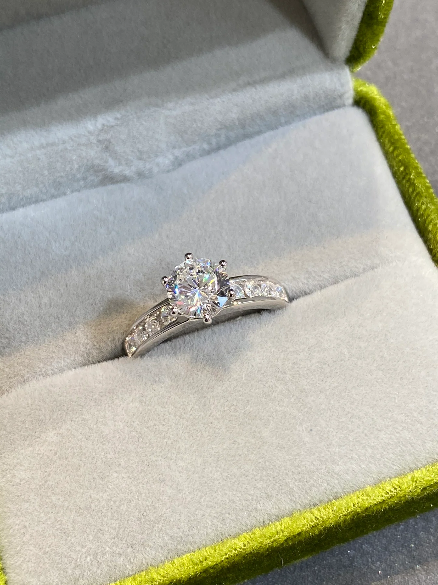 Кольцо Тиффани - 20