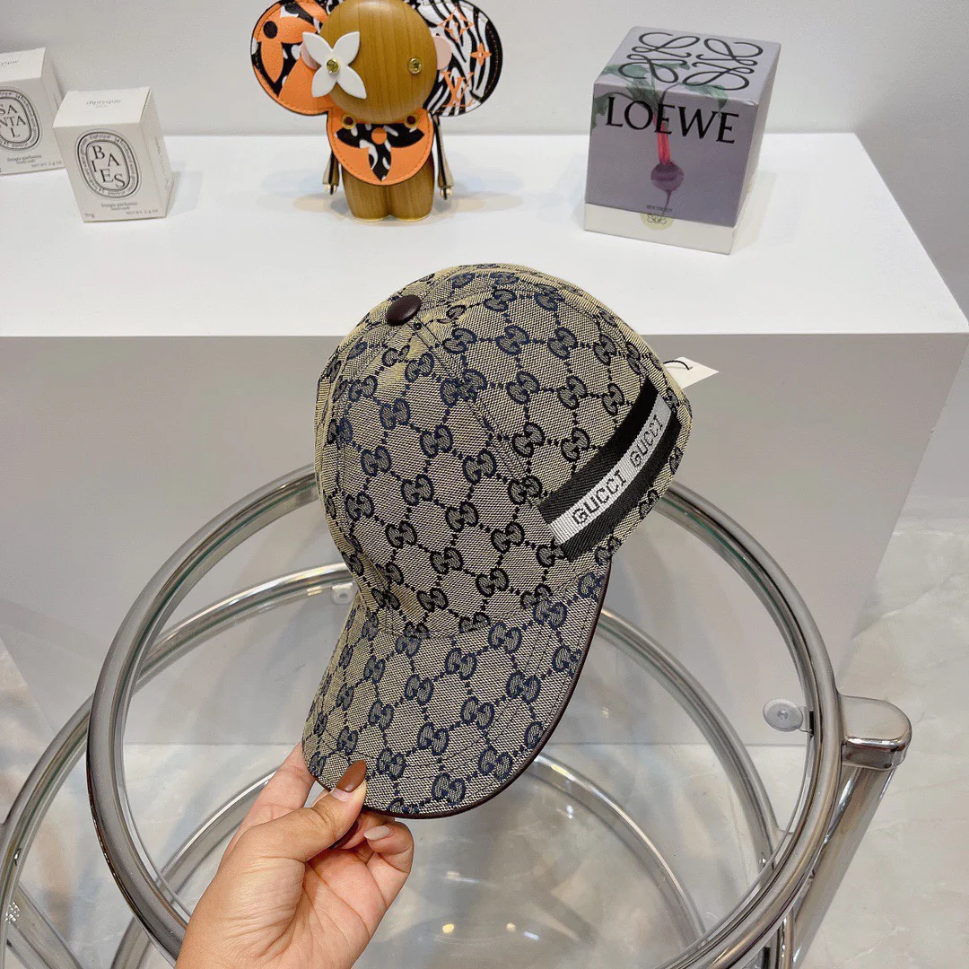 Gucci - Новая бейсболка с вышитой двойной буквой G - Кофейный цвет