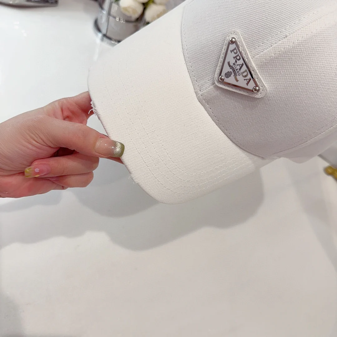 Prada - Хлопковая кепка - Белая