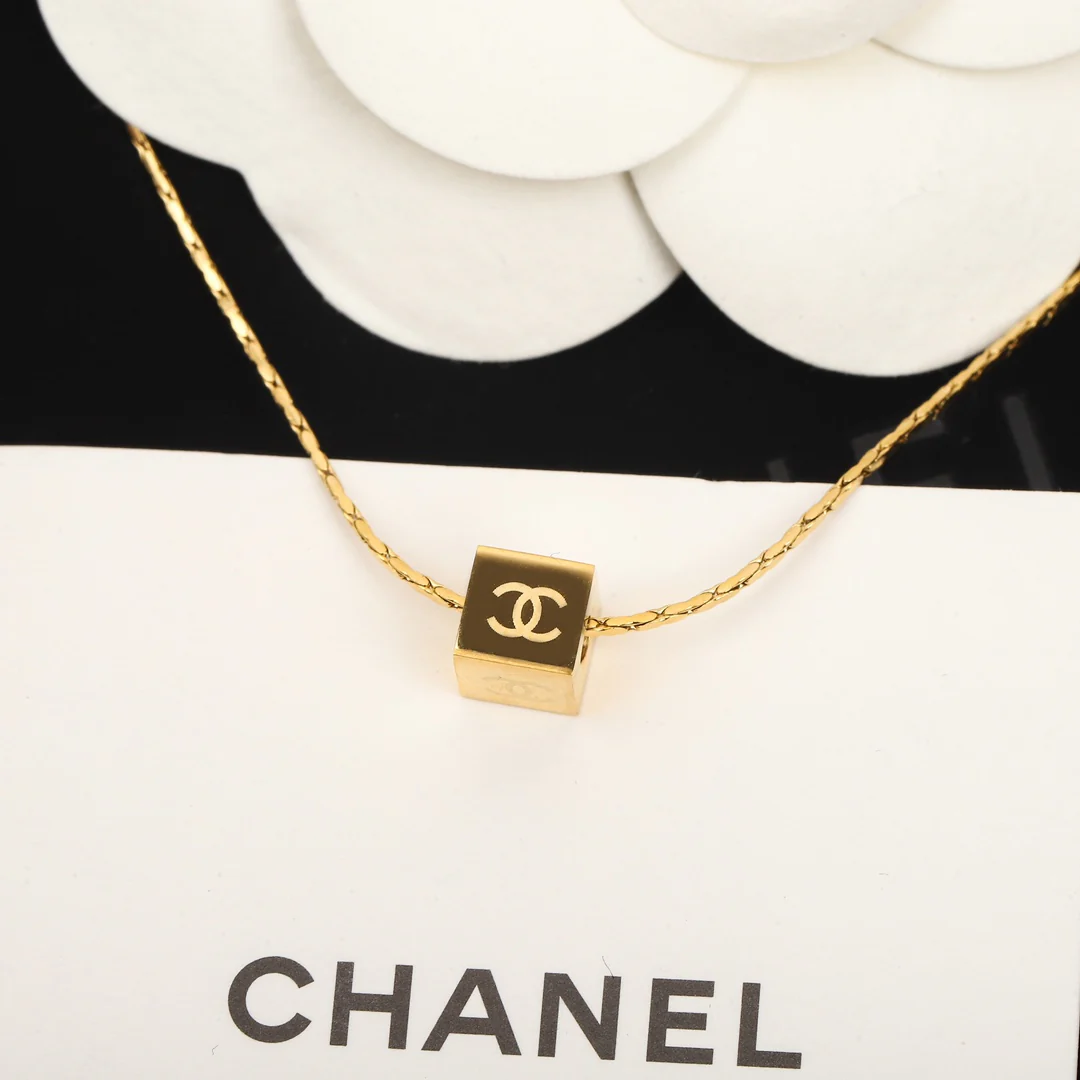 Колье Chanel 559