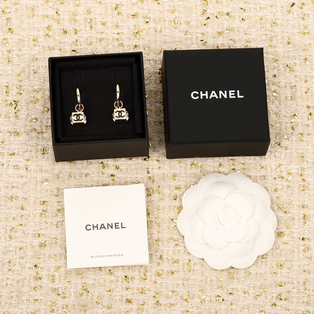 Серьги Chanel 940