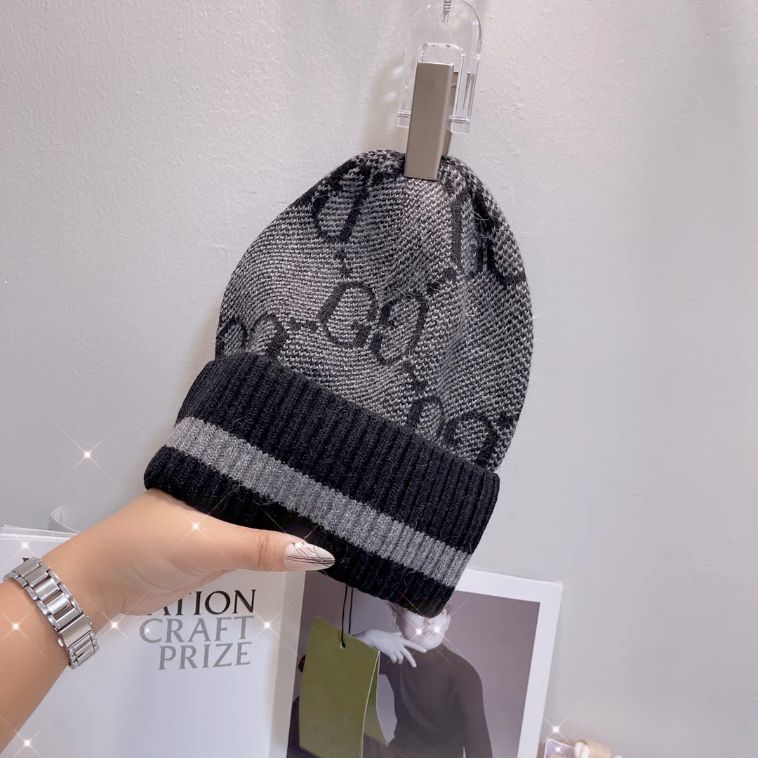 Gucci - Вязаная шапка на резинке - Черно-серая