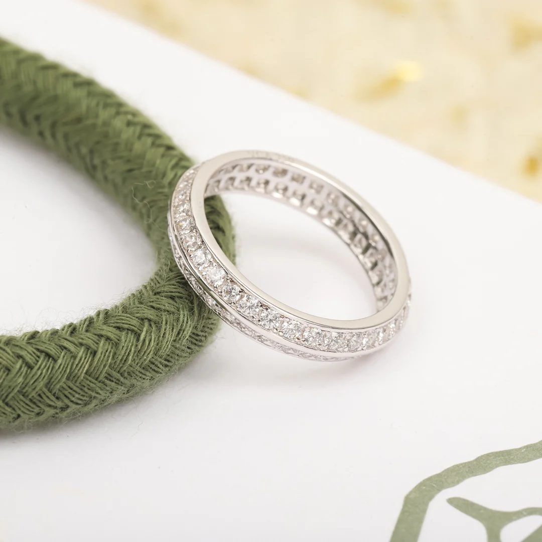 Ван Век - Кольцо 018