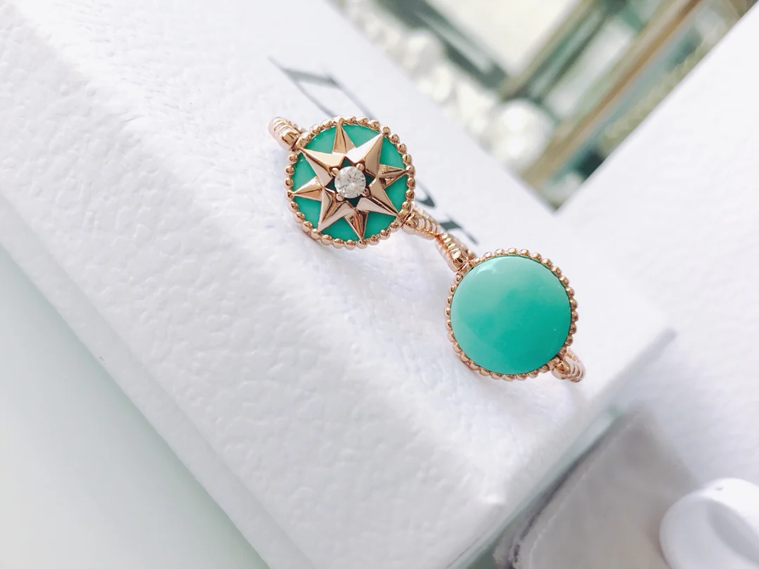 Кольцо Диор