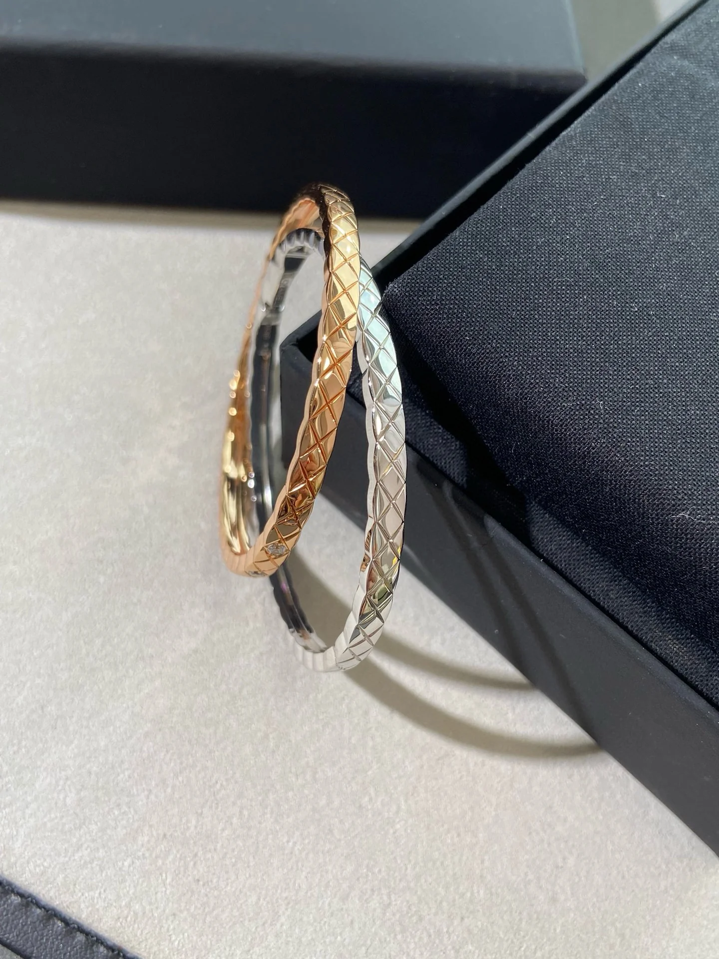 Браслет Chanel 111