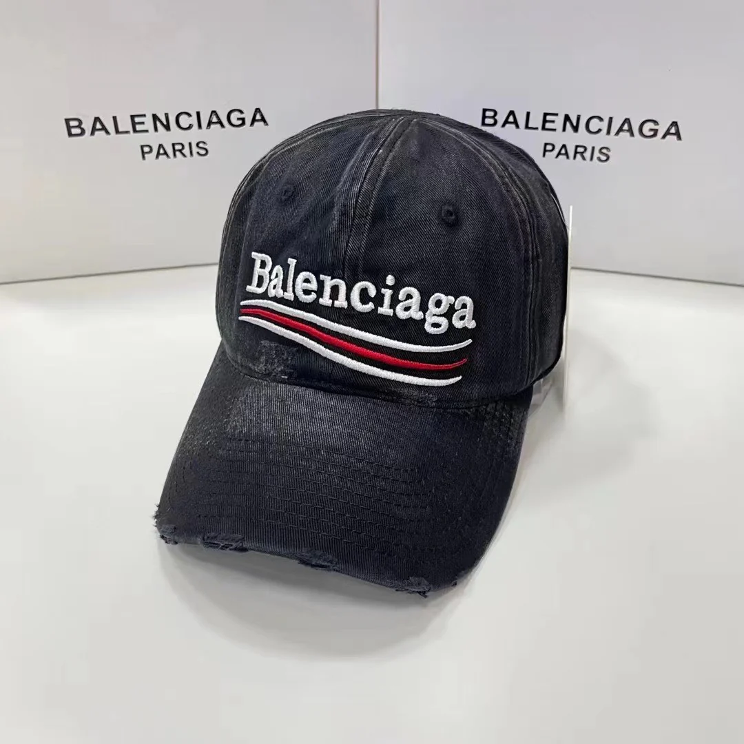 Balenciaga - Новая ретро-бейсболка 2022 года