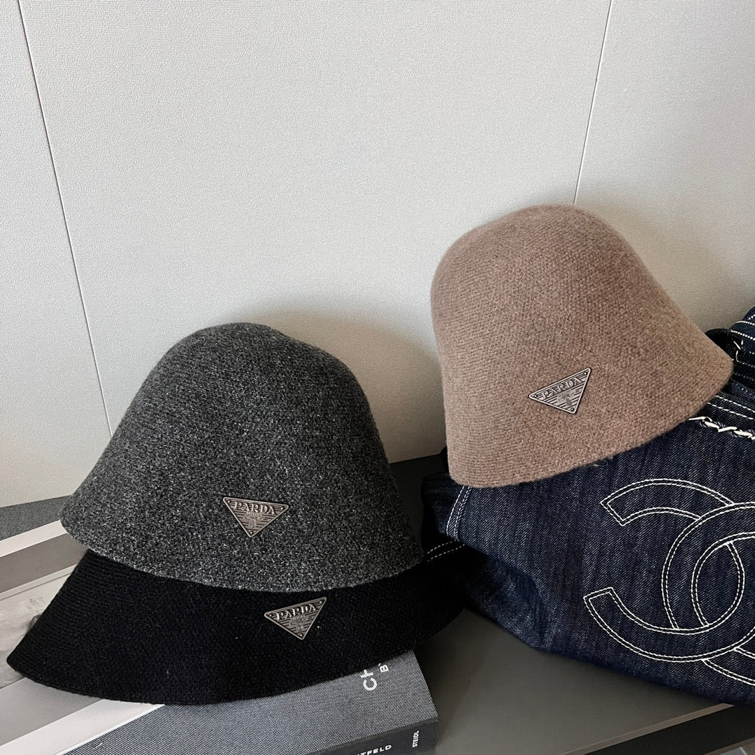 шерстяная панама Prada