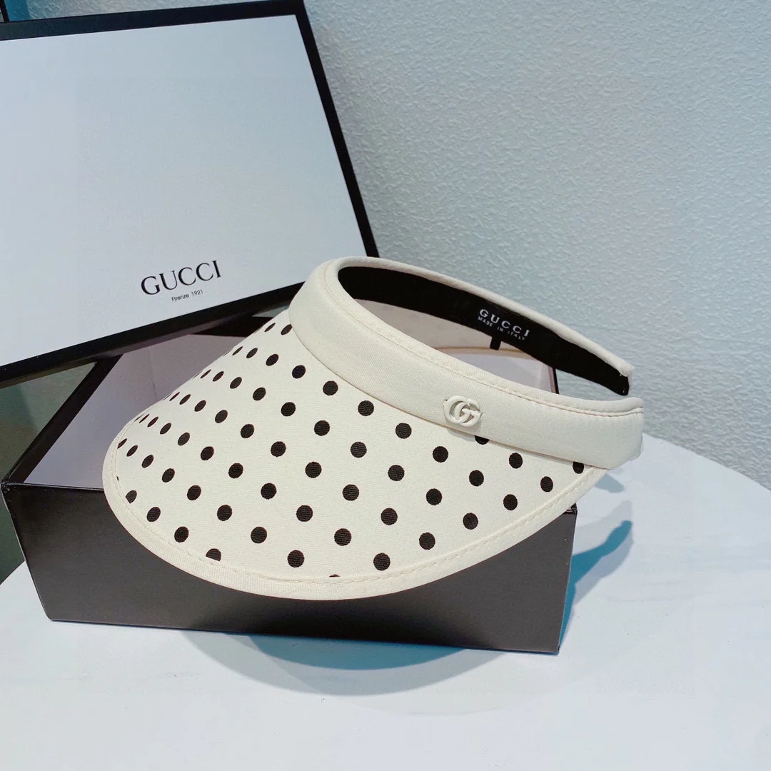 Gucci - Солнцезащитная шляпа в горошек в стиле ретро