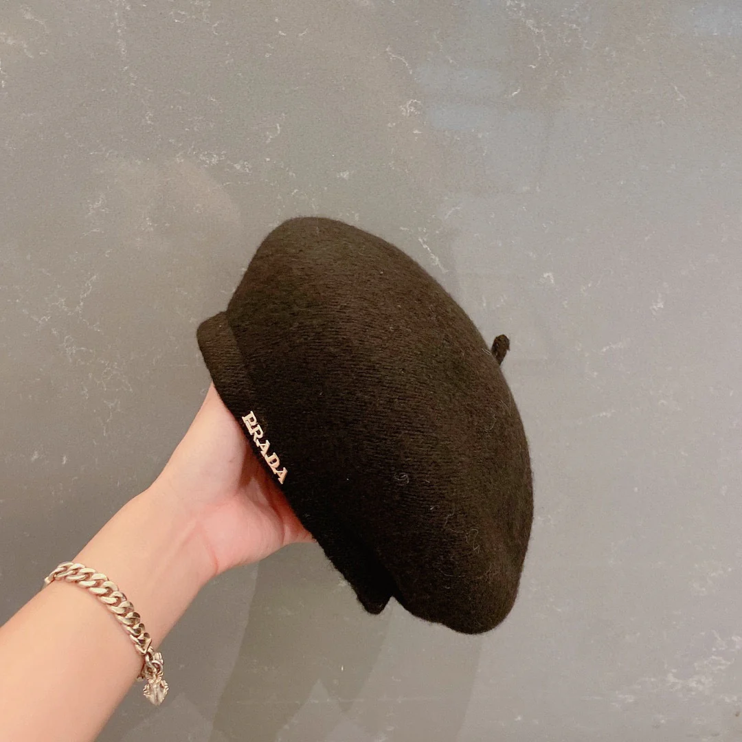 Prada - Вязаный берет - Черный