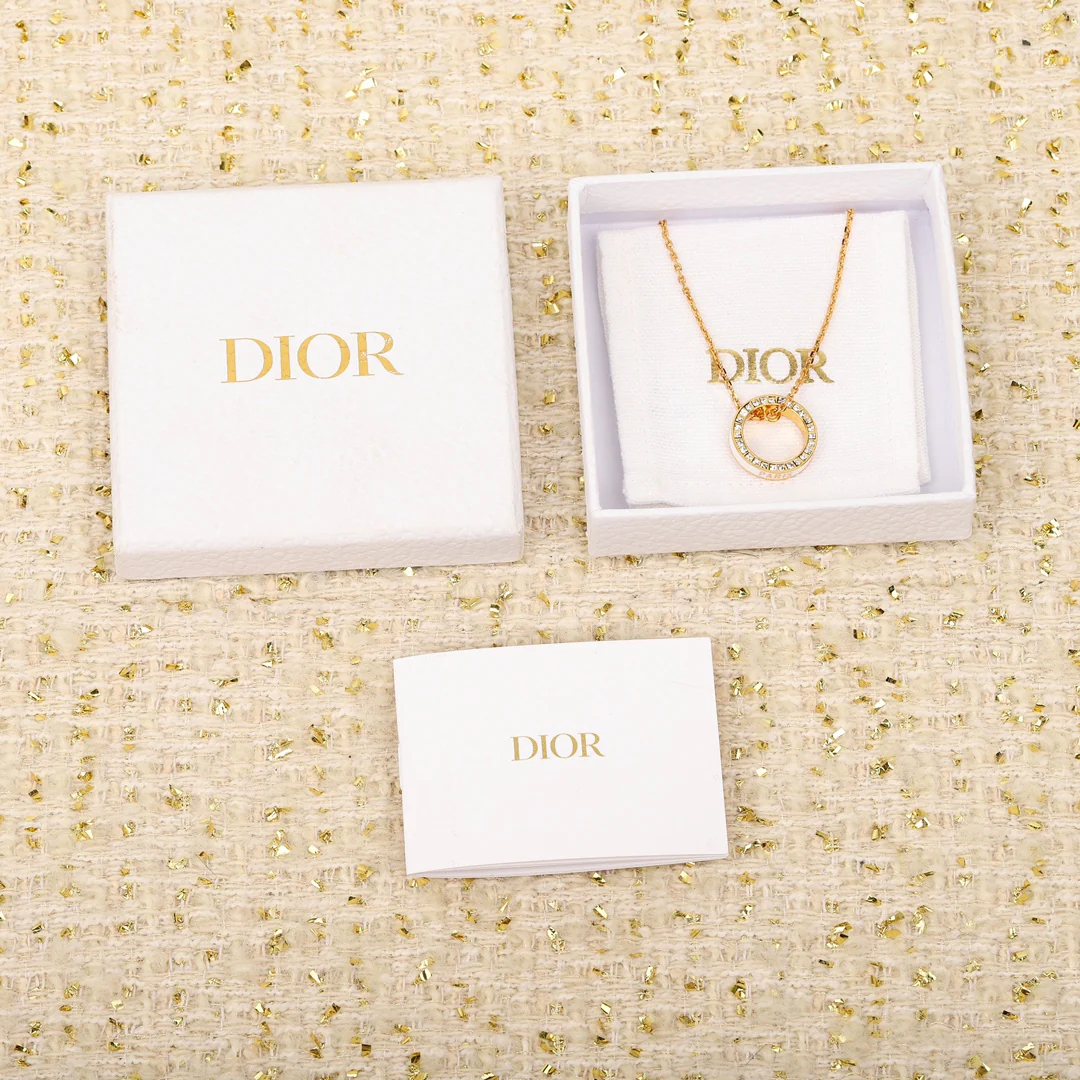 Колье Dior 143