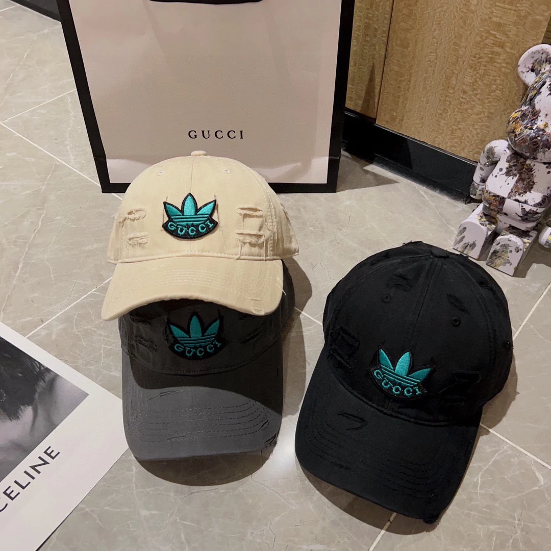 Новинка сезона весна/лето 2023 от Gucci - Бейсболка - Коллаборация - Железно-серый