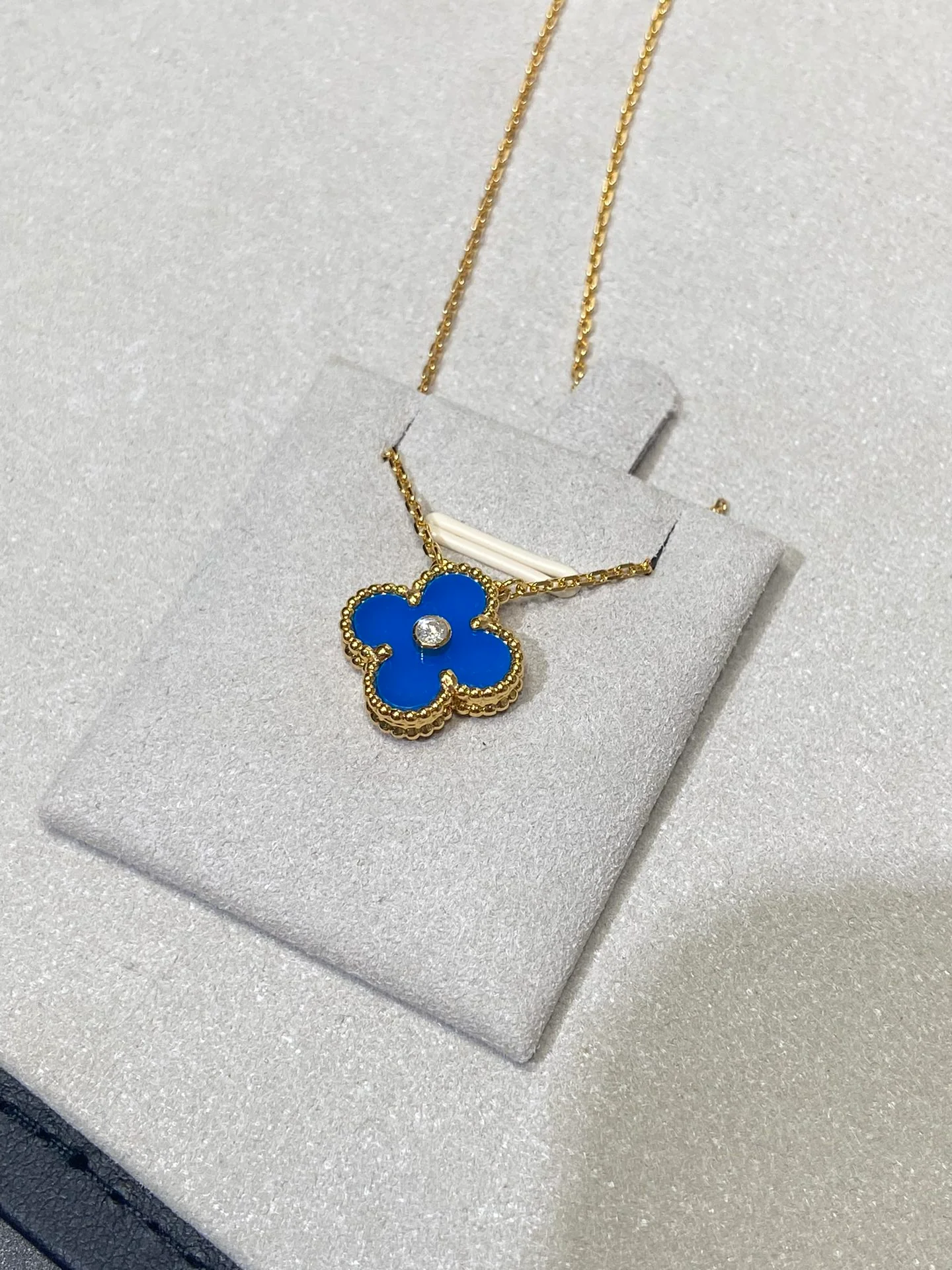 Van Ville - Колье 044