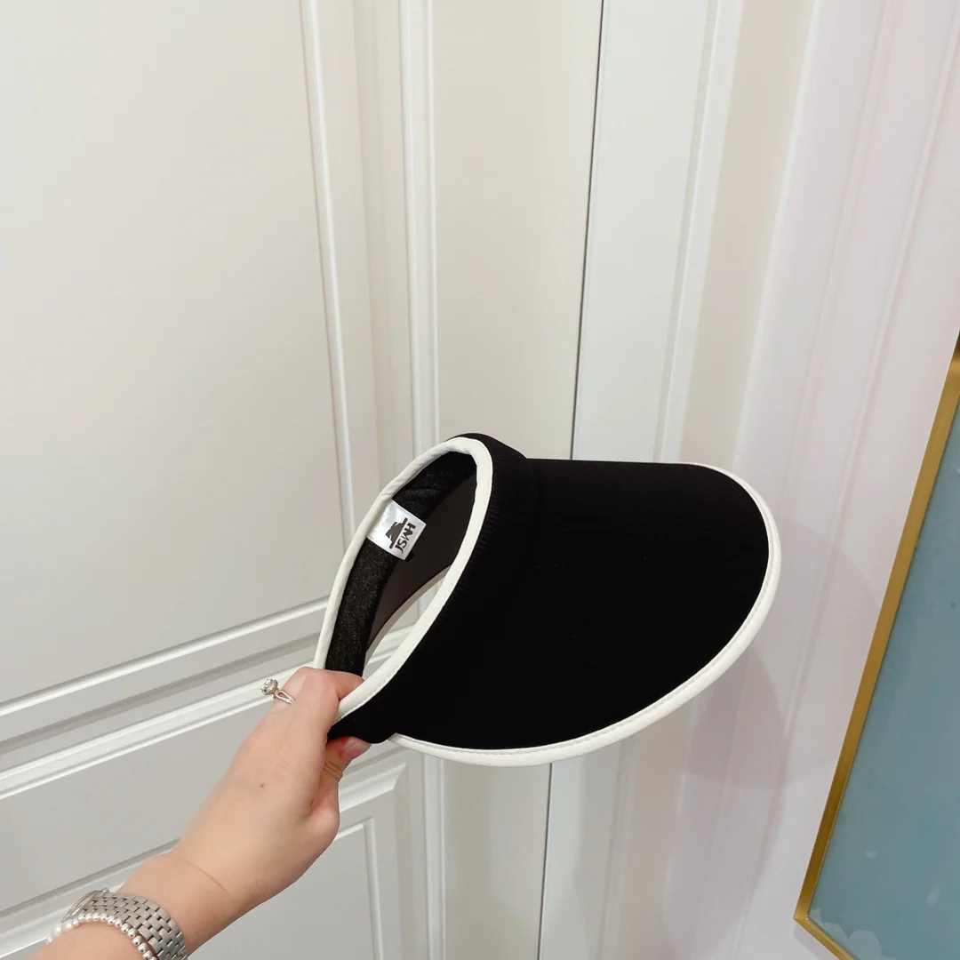 Celine - Стильный спортивный козырек