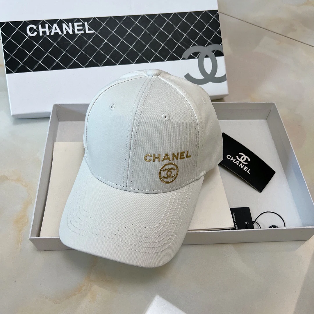Chanel - Новая минималистичная бейсболка