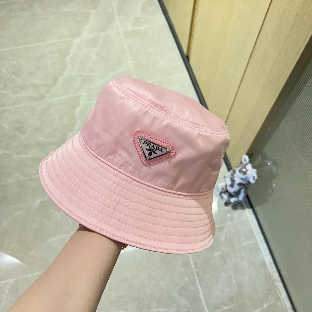 Новинка сезона весна/лето 2023 от Prada - Водонепроницаемая панама - Розовая